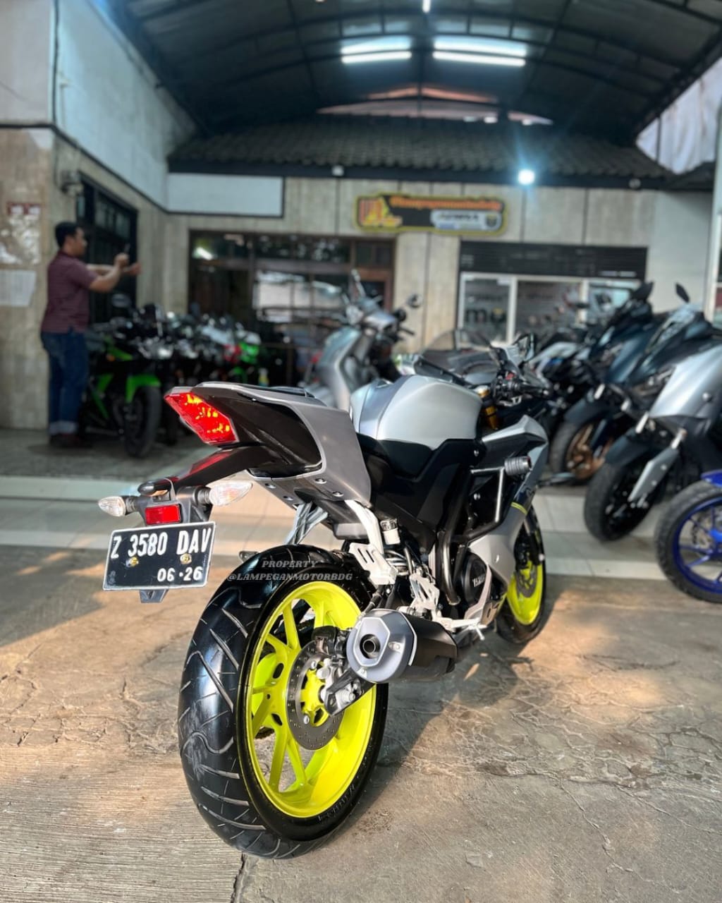 YAMAHA ALL NEW R15 VVA - Gambar 4