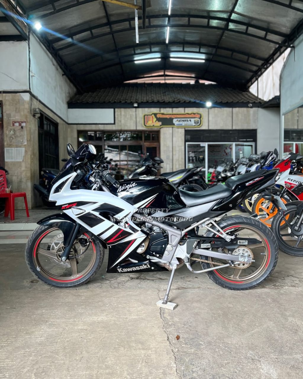 KAWASAKI NINJA RR 150 - Gambar 2