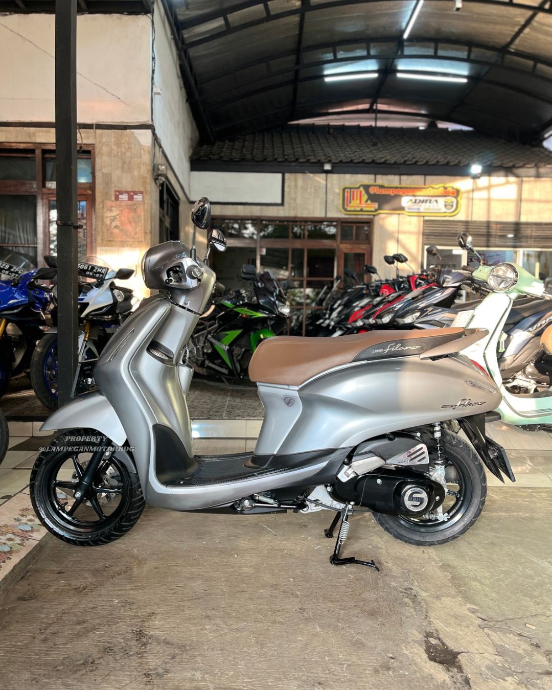 YAMAHA GRAND FILANO LUX - Gambar 1