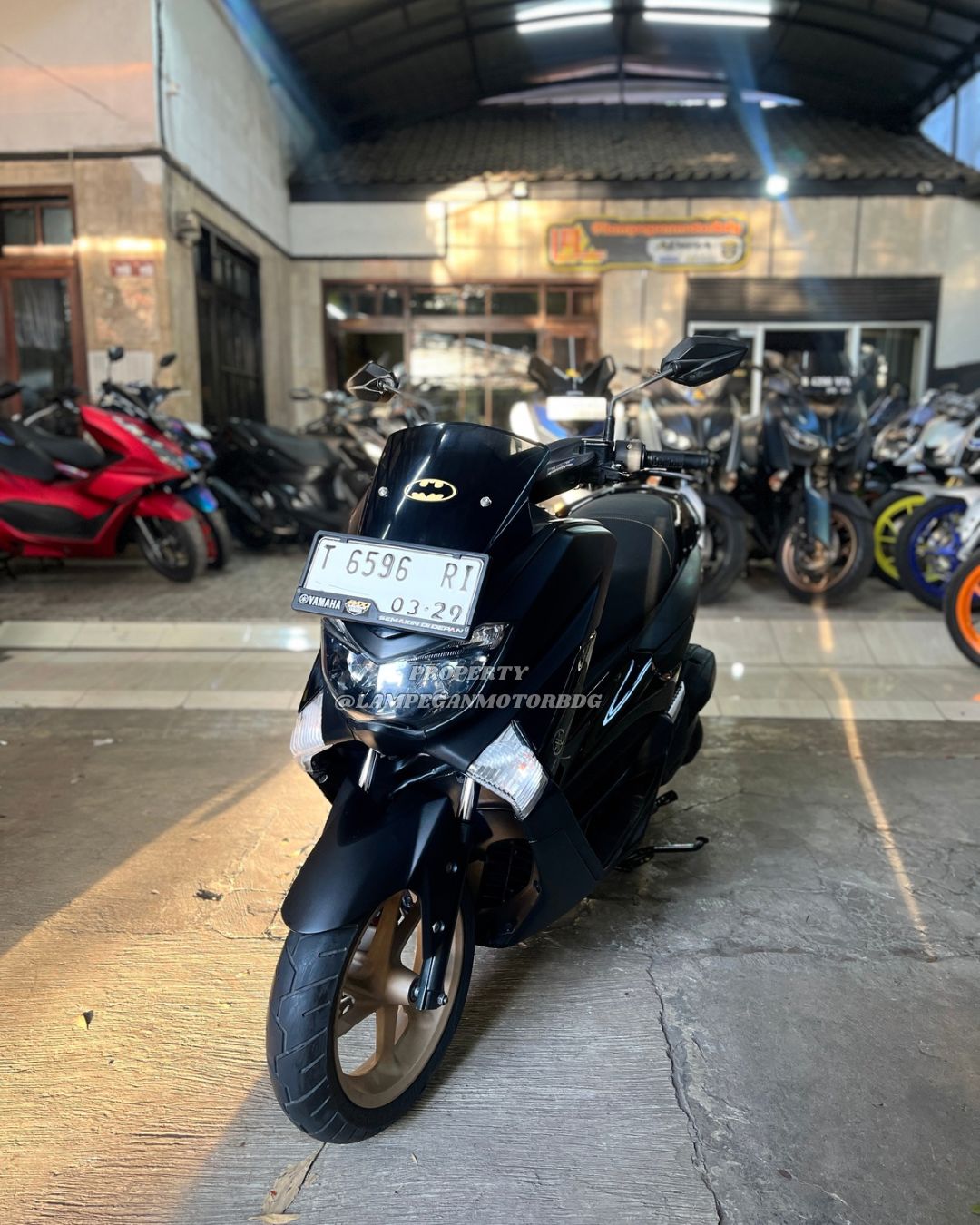 YAMAHA N-MAX OLD - Gambar 1