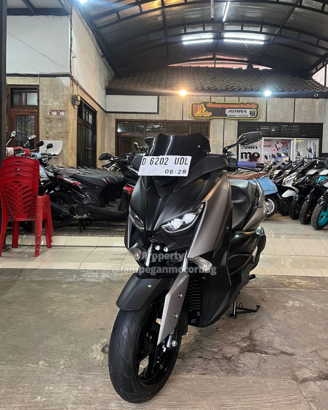 HONDA XMAX 250