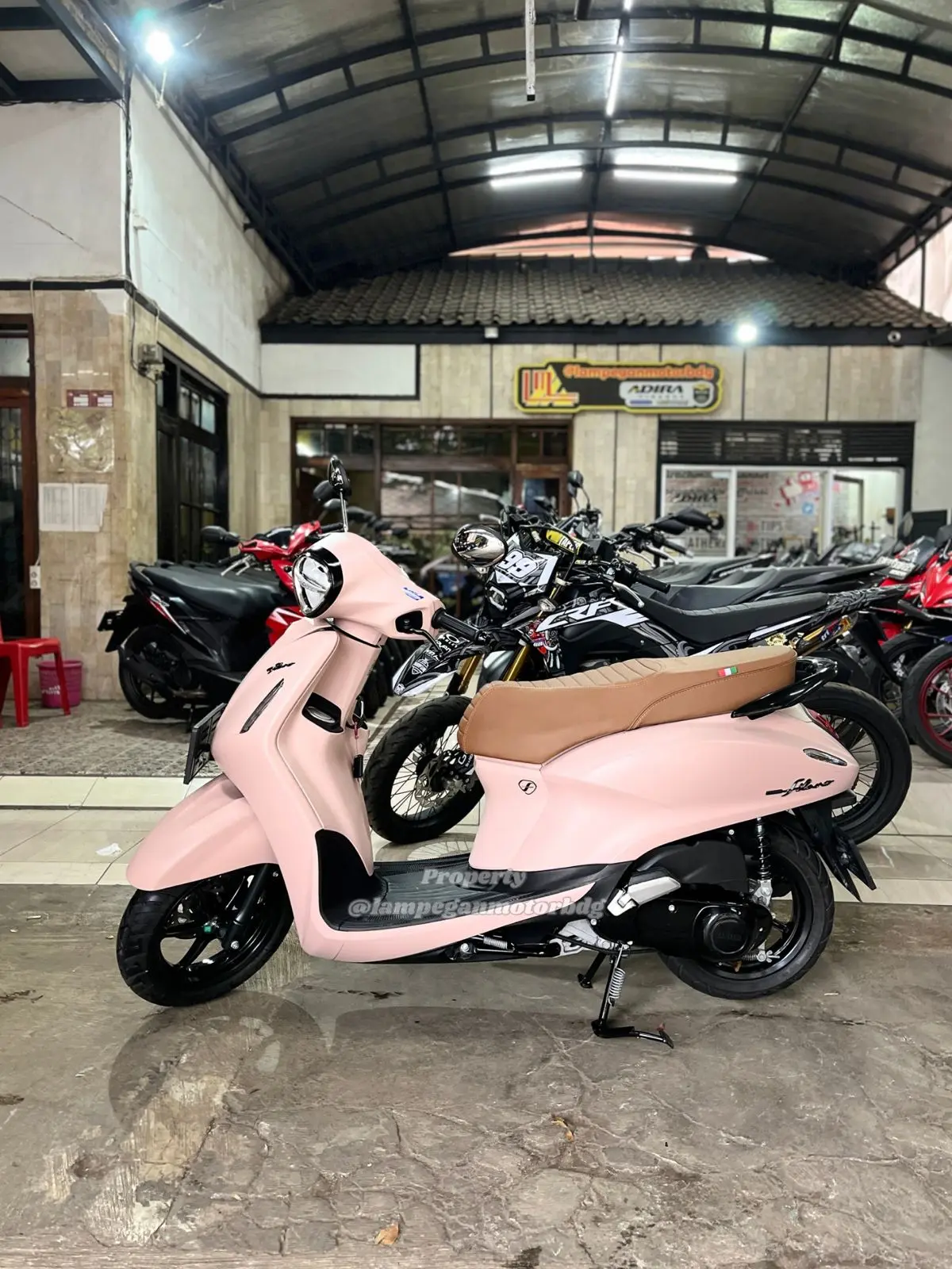 YAMAHA GRAND FILANO NEO - Gambar 4