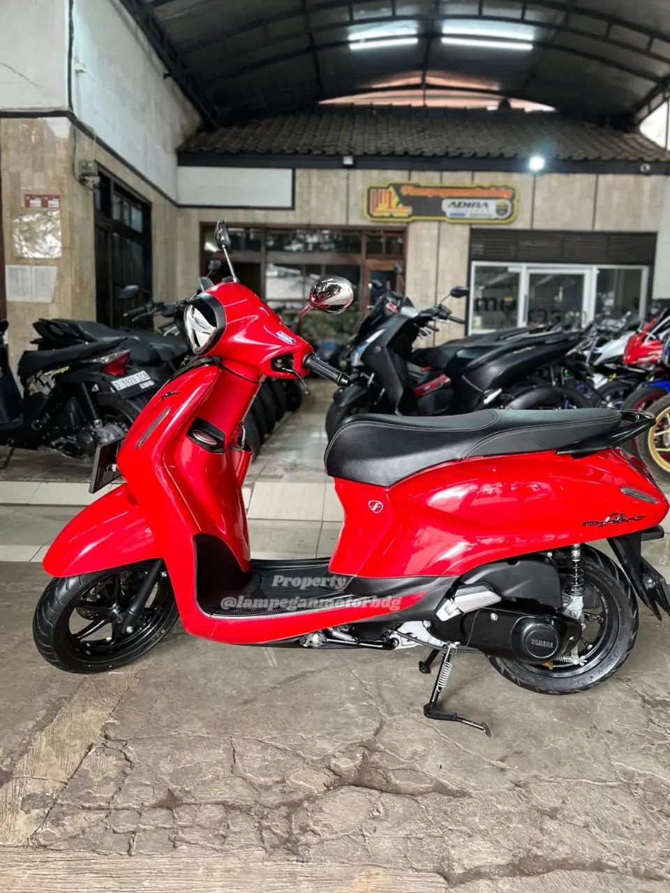 YAMAHA GRAND FILANO NEO - Gambar 2